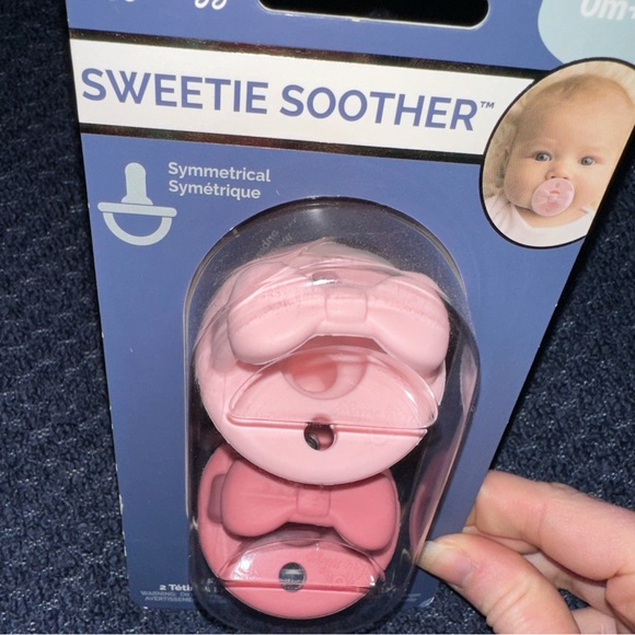 *NEW* Itzy Ritzy, Sweetie Soother Pacifiers - Picture 3 of 3